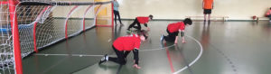 Billede af drenge, der spiller goalball